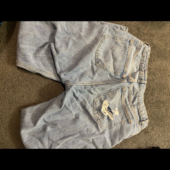 Topshop Mom Jeans - Picture 3 of 4